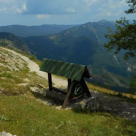 Civico69 Bed & Breakfast Subiaco